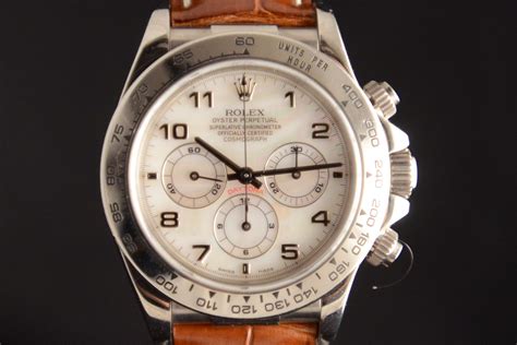 daytona oro bianco quadrante madreperla|Acquista Rolex Daytona su Chrono24.